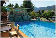 Devamli Hotel, Icmeler