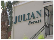 Julian Forest Apartments, Icmeler