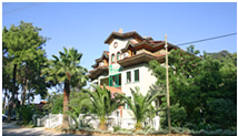 Club Petunya, Icmeler