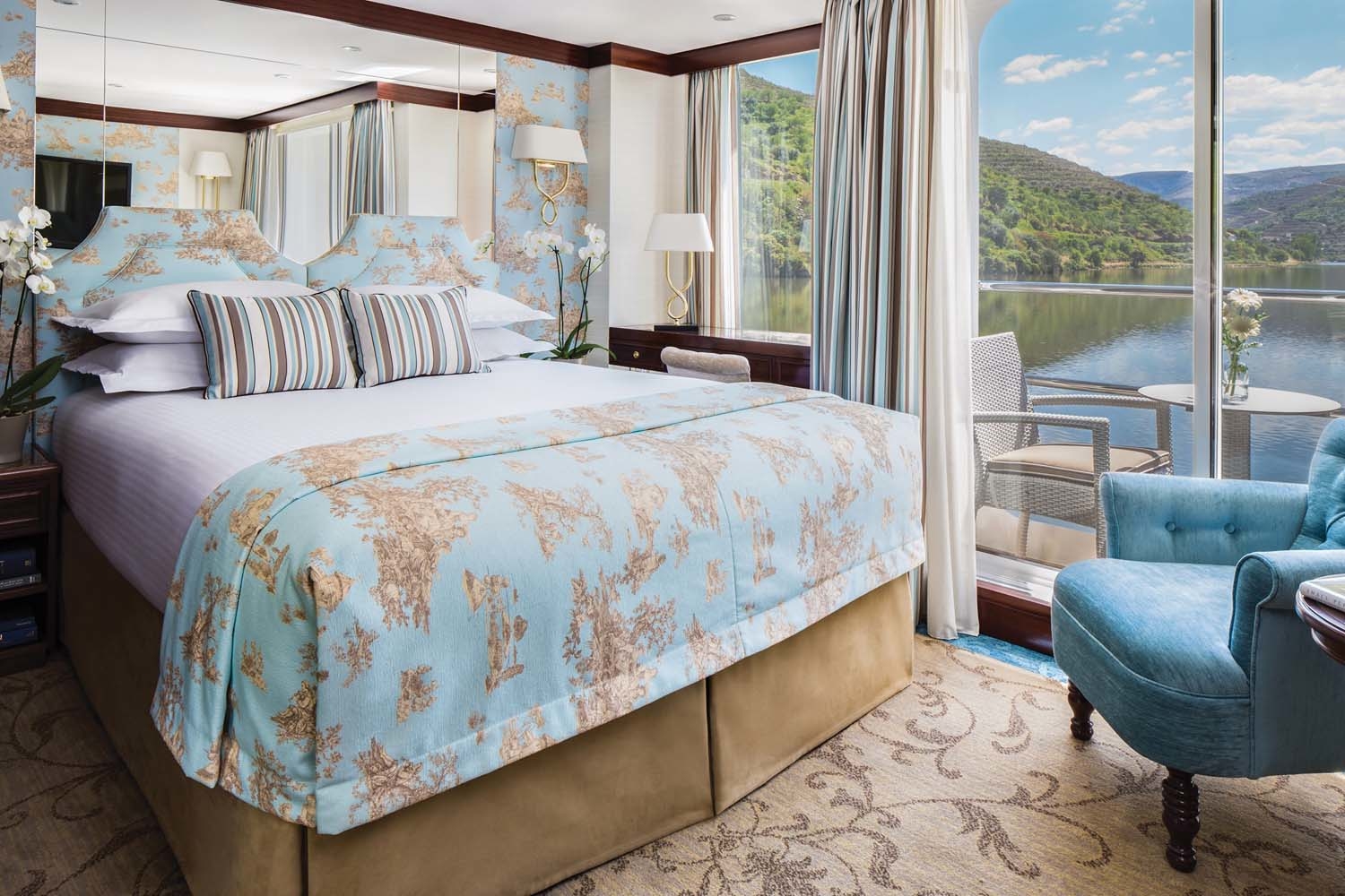uniworld river cruise rooms