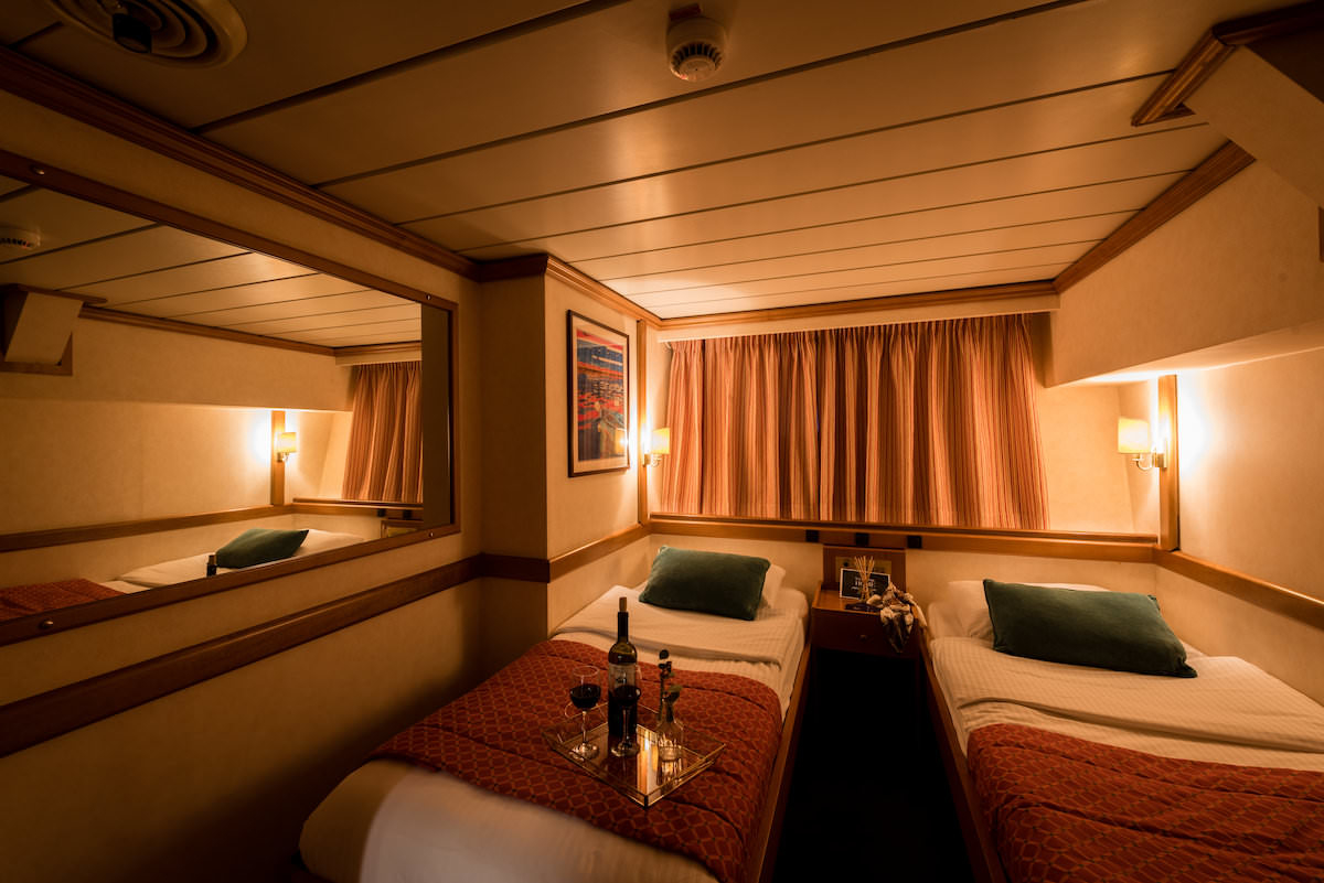 Lower Deck – 2 Lower Beds-[B]
