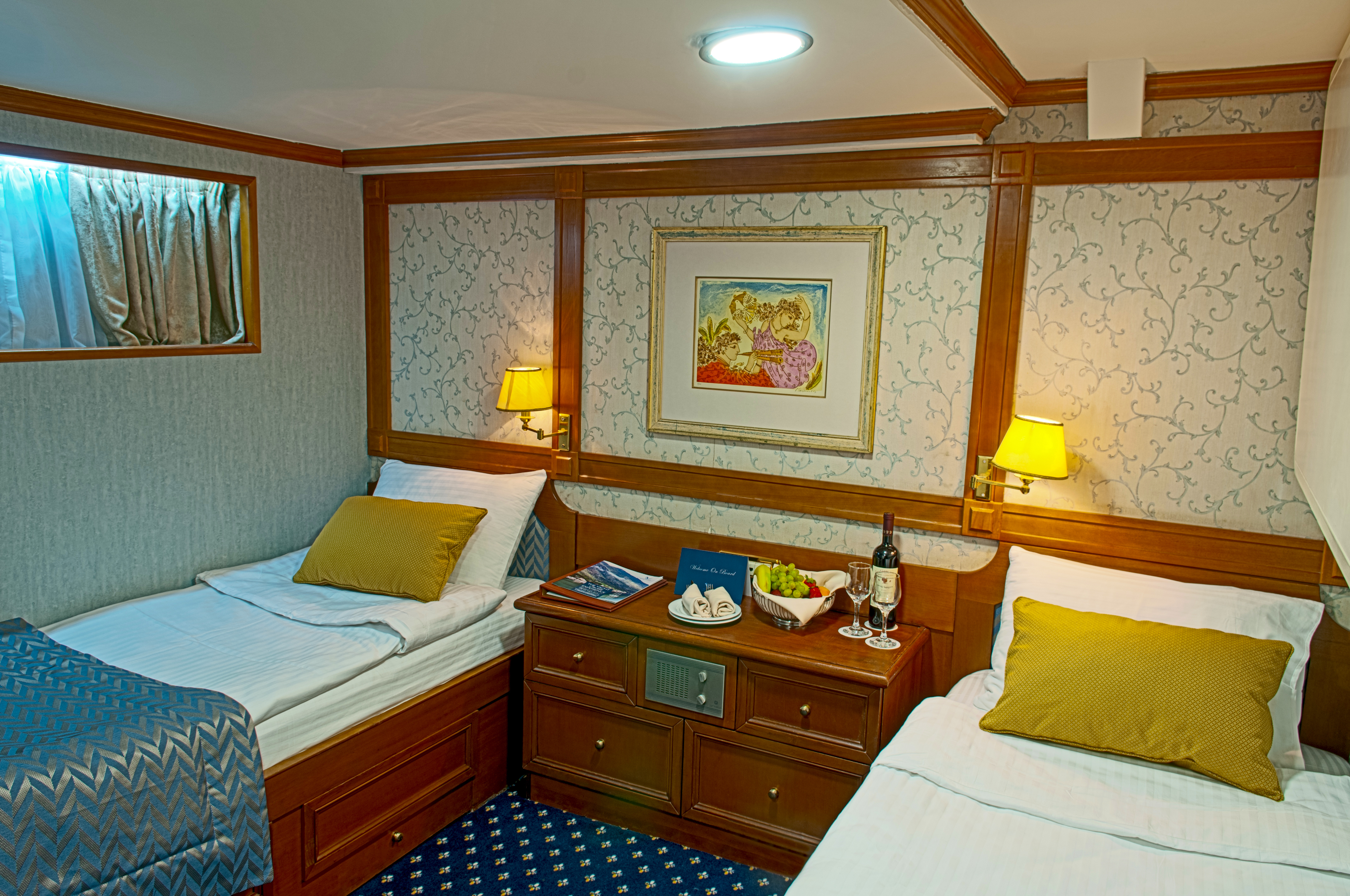 Lower Deck (Twin Beds)-[B]