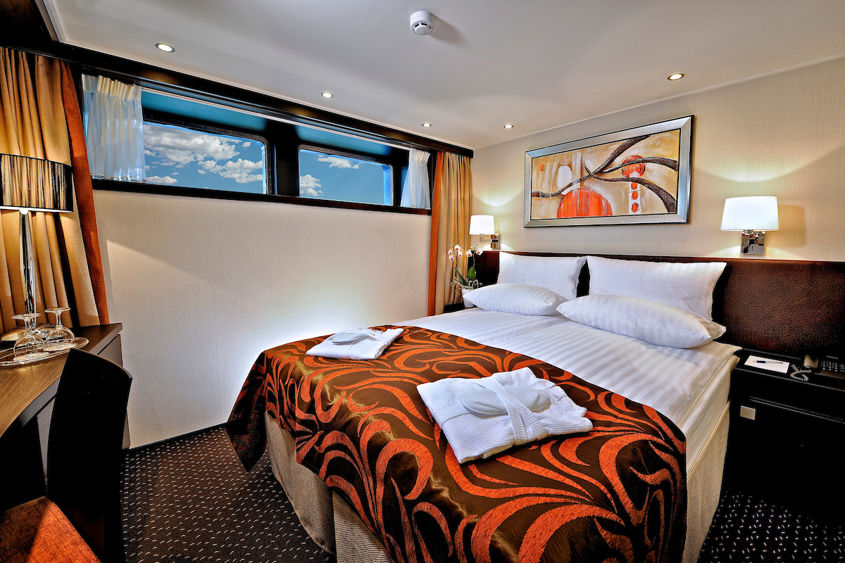 Deluxe Stateroom