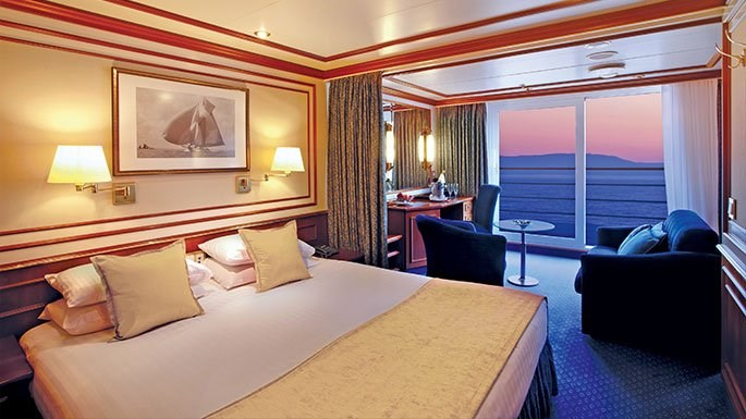 Suite with Window