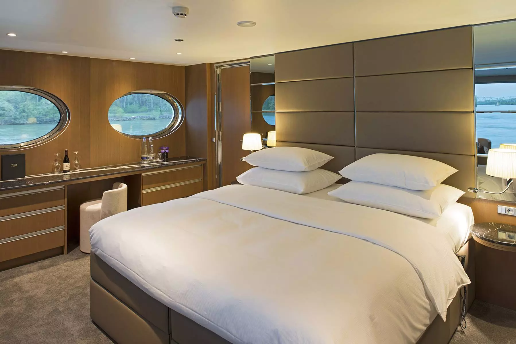 Royal Panorama Suite