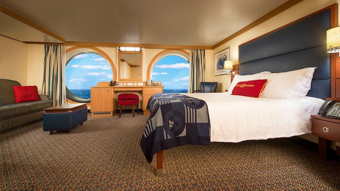Deluxe Family Oceanview Stateroom with Verandah 
