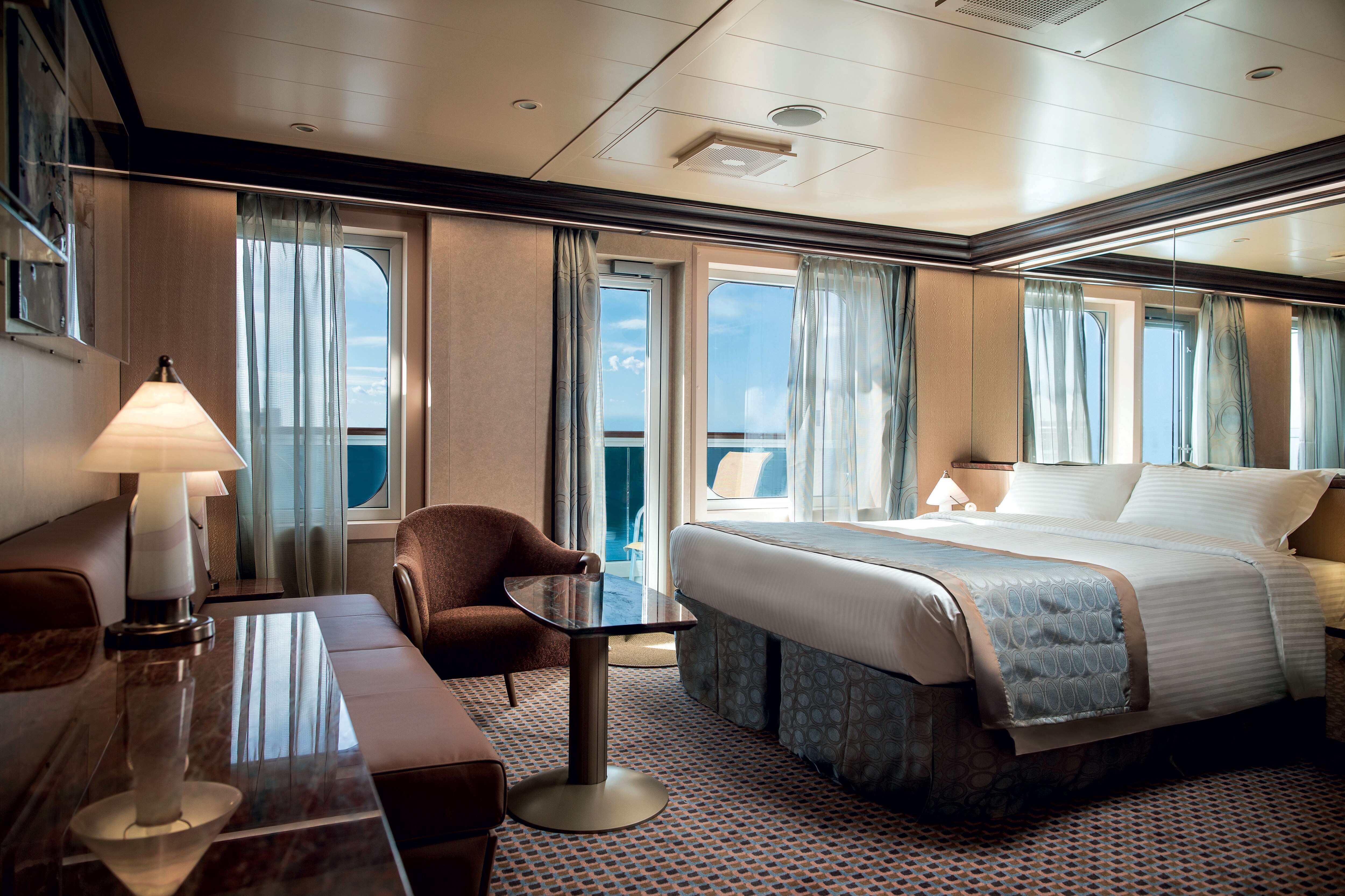 Suite with Ocean View Balcony 