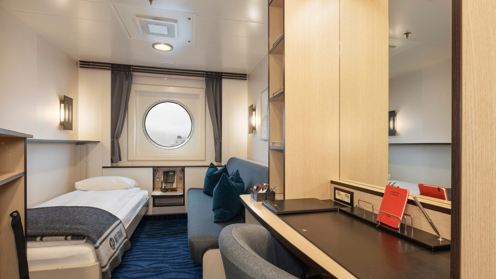 Polar Outside cabin