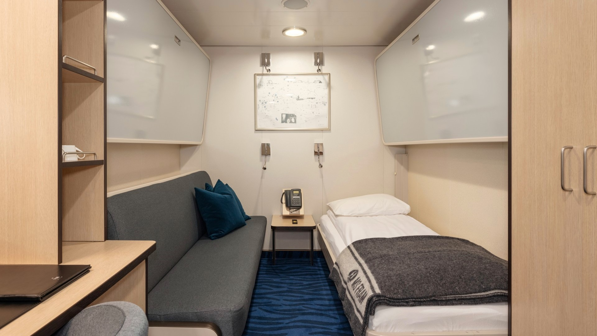 Polar Inside cabin