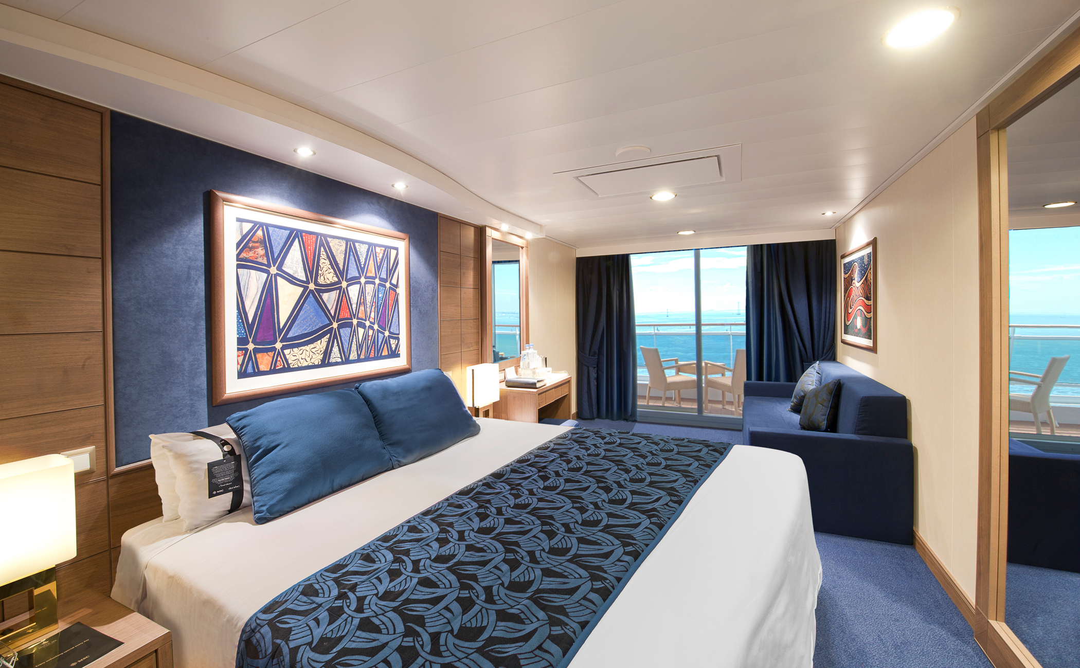 PREMIUM BALCONY FANTASTICA