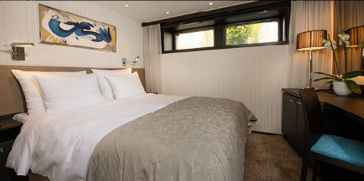 Deluxe Stateroom