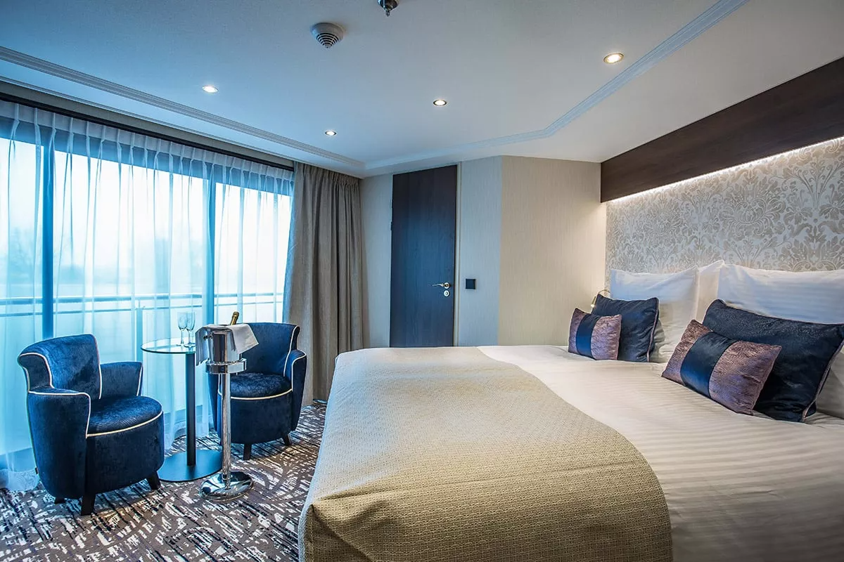 Junior Suite – Diamond Deck-[JSD]