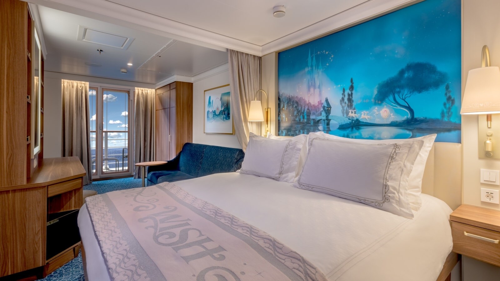 Deluxe Oceanview Stateroom with Verandah
