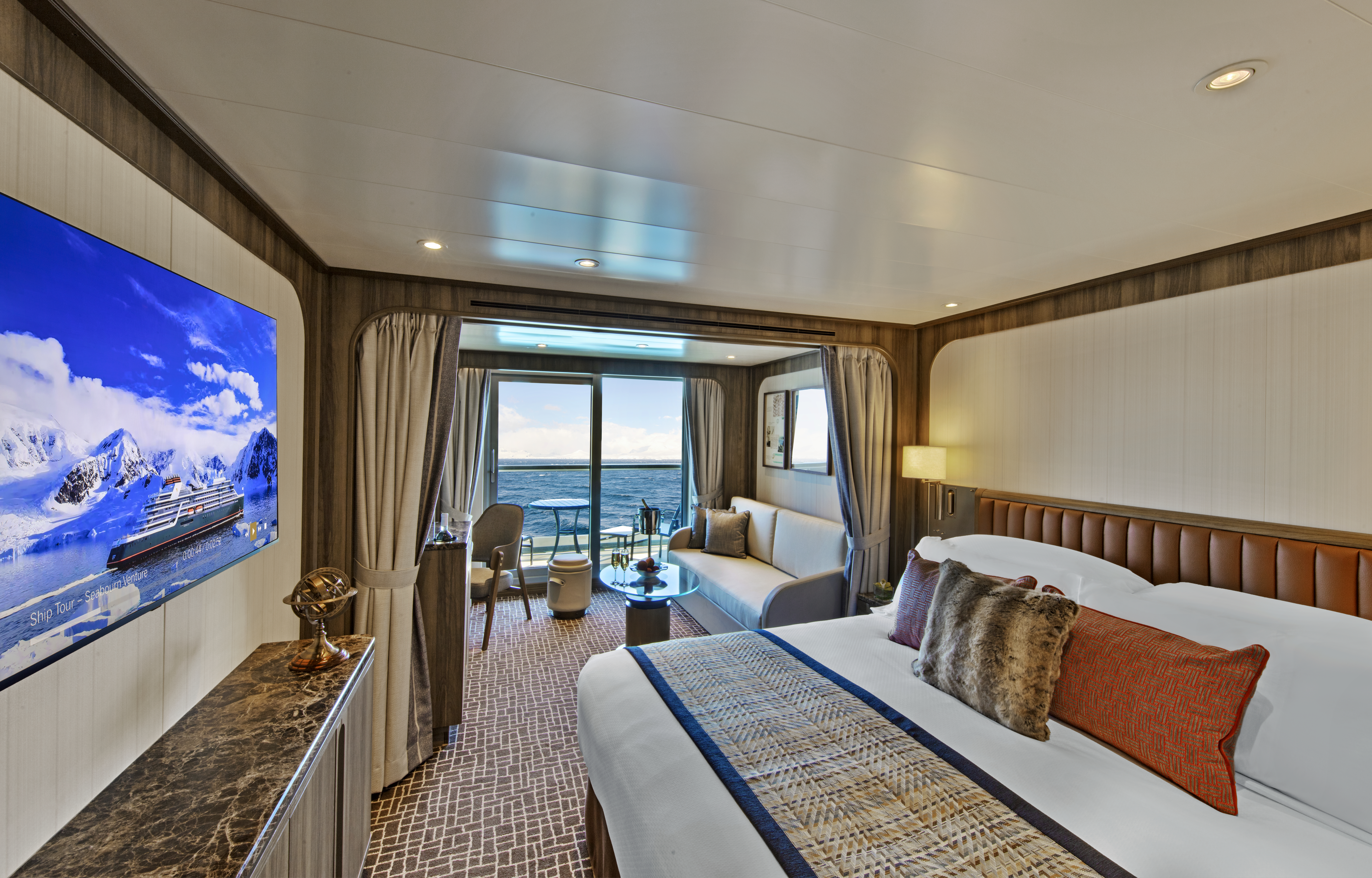 Veranda Suite 