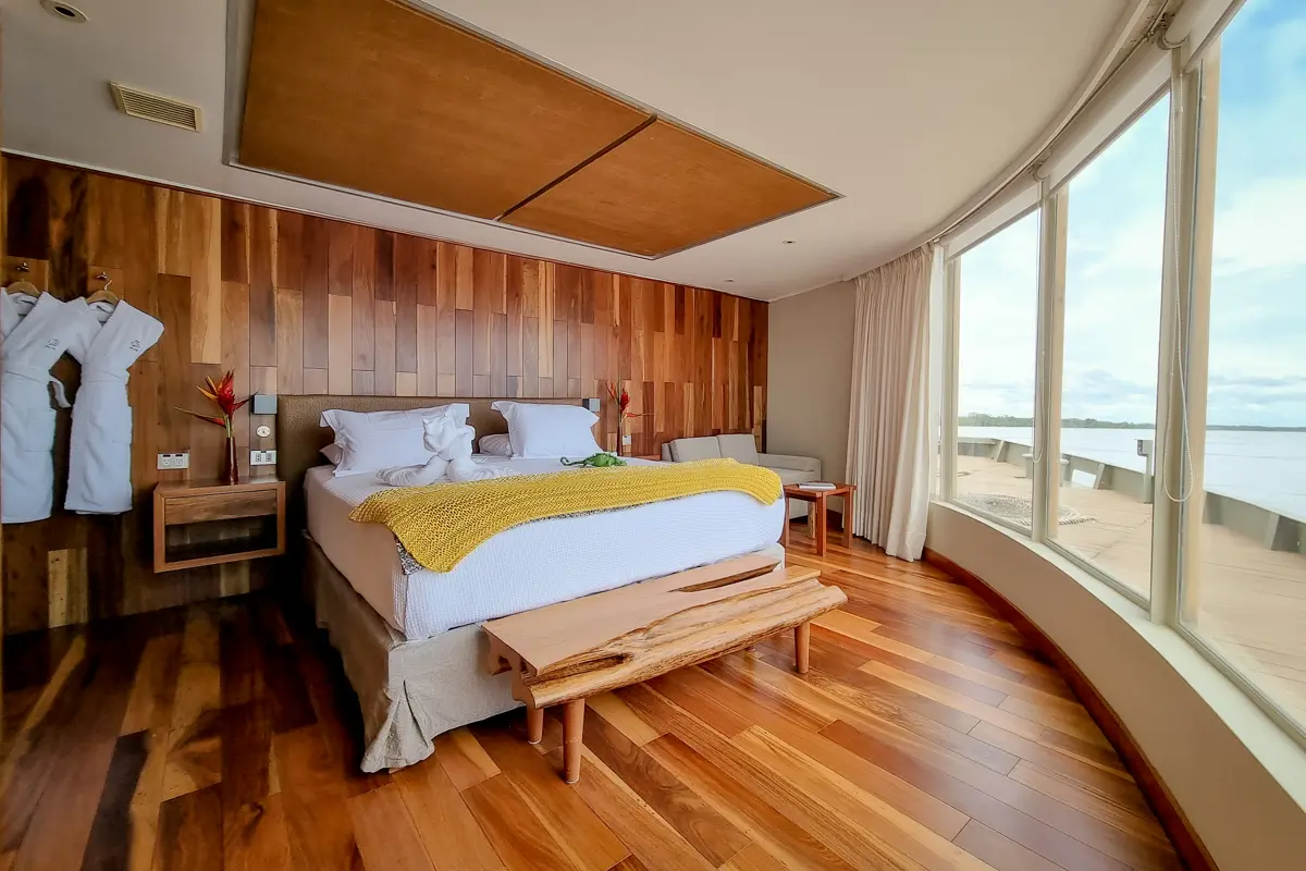 Amazon Suite - Main Deck