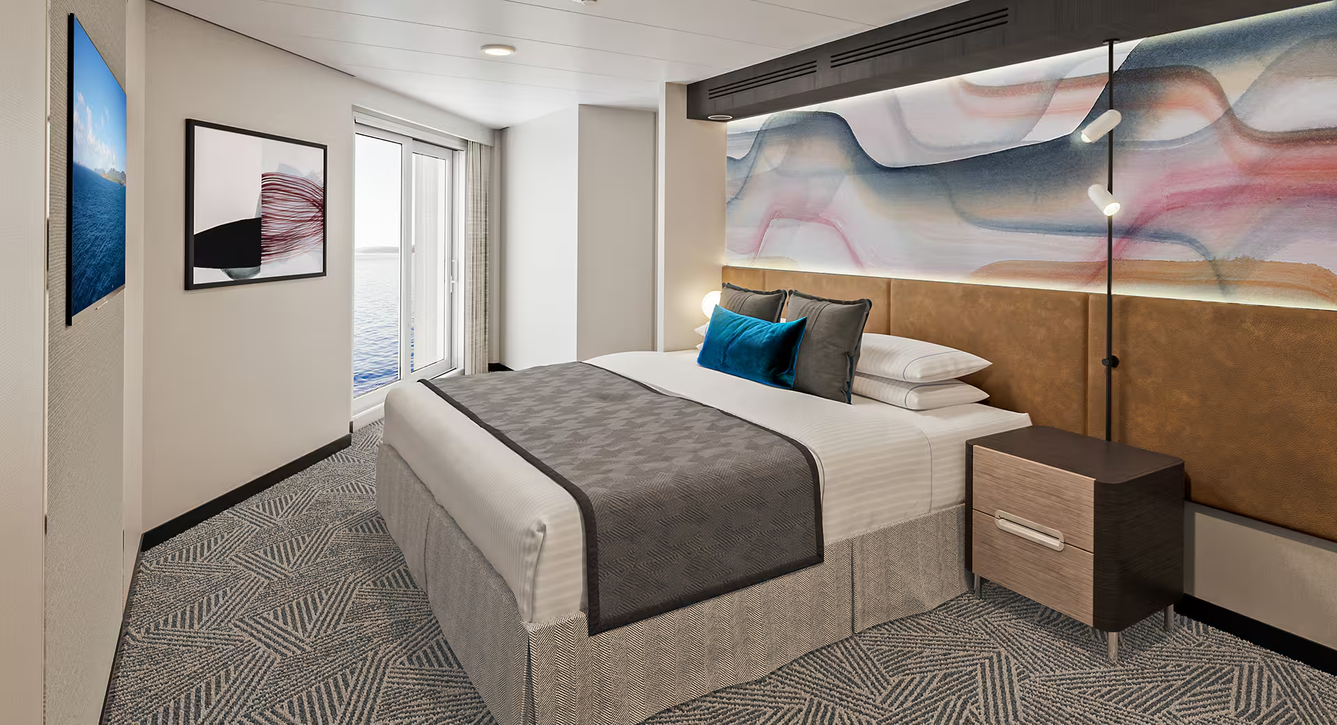 Family Suite With Master Bedroom & Balcony