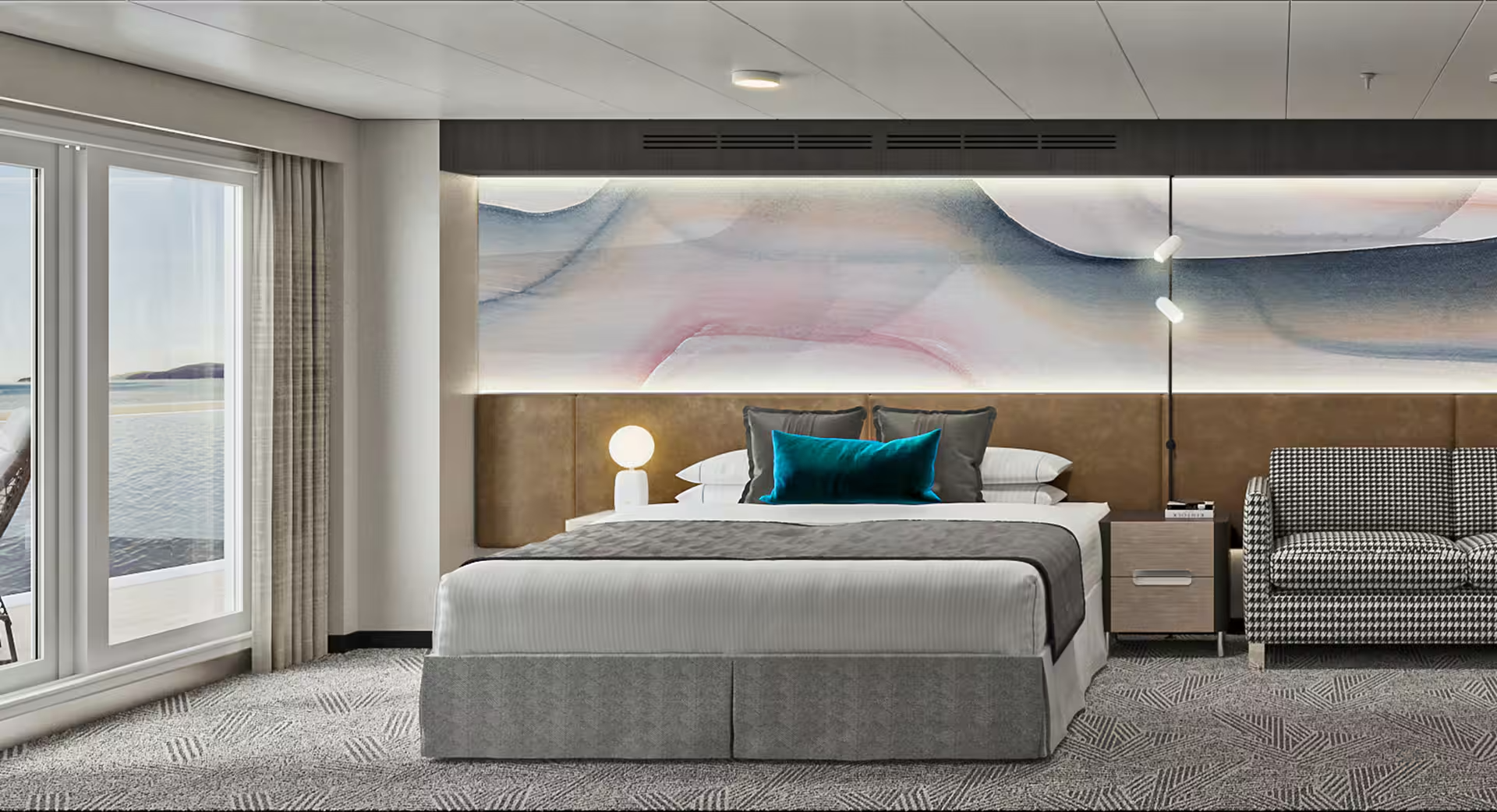 Club Balcony Suite