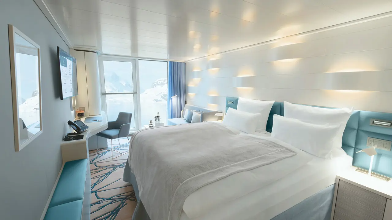 French Balcony Cabin