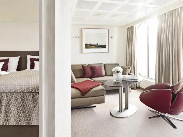 Penthouse Deluxe Suite