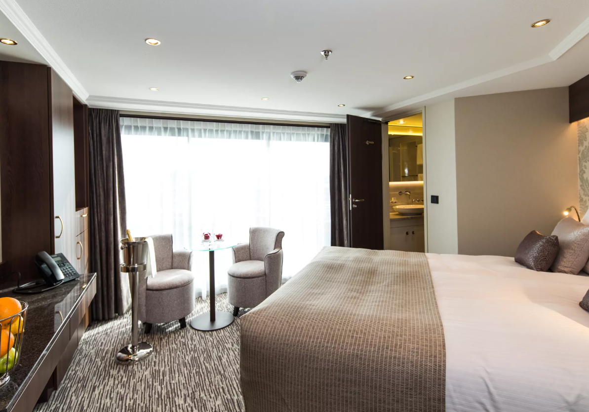 Ruby Deck (Middle) - Superior Suite