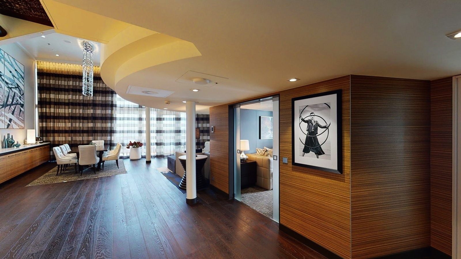 Royal Loft Suite