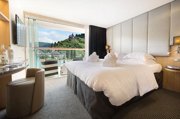 Single Balcony Suite