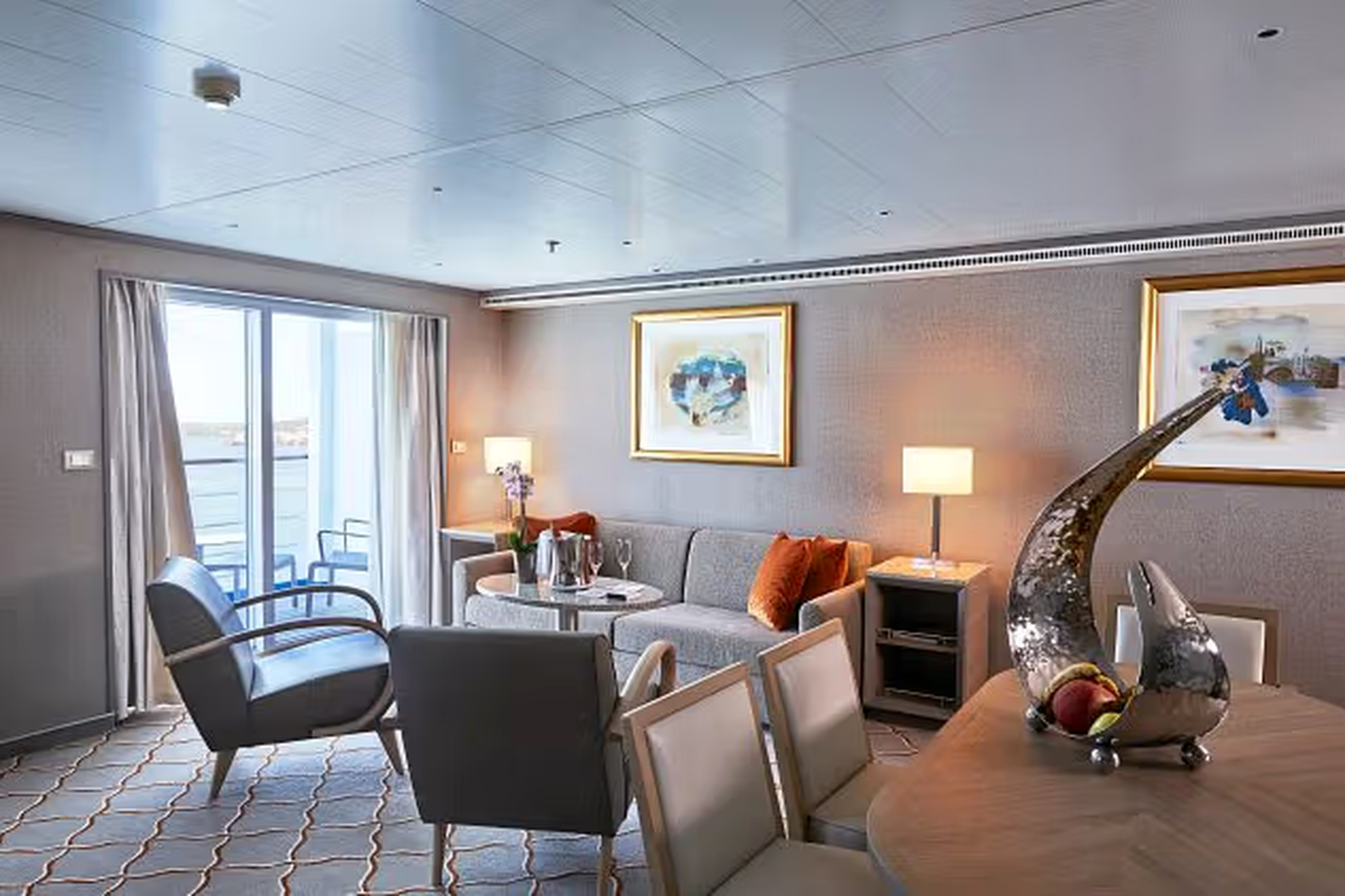 Grand 1 Suite 