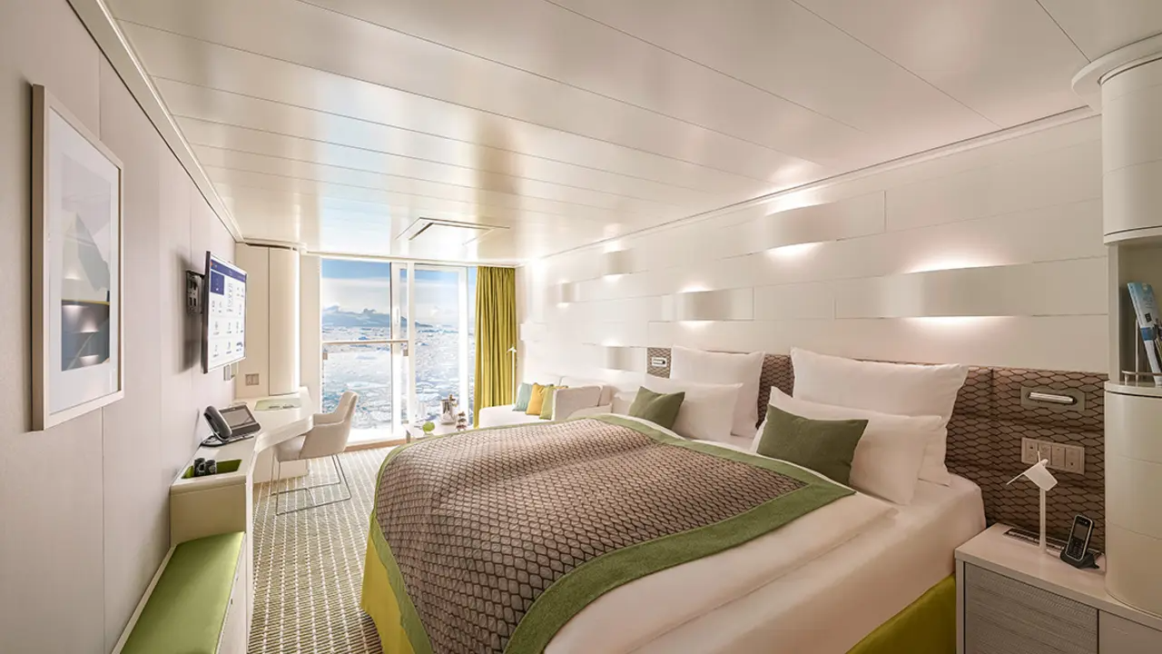 French Balcony Cabin