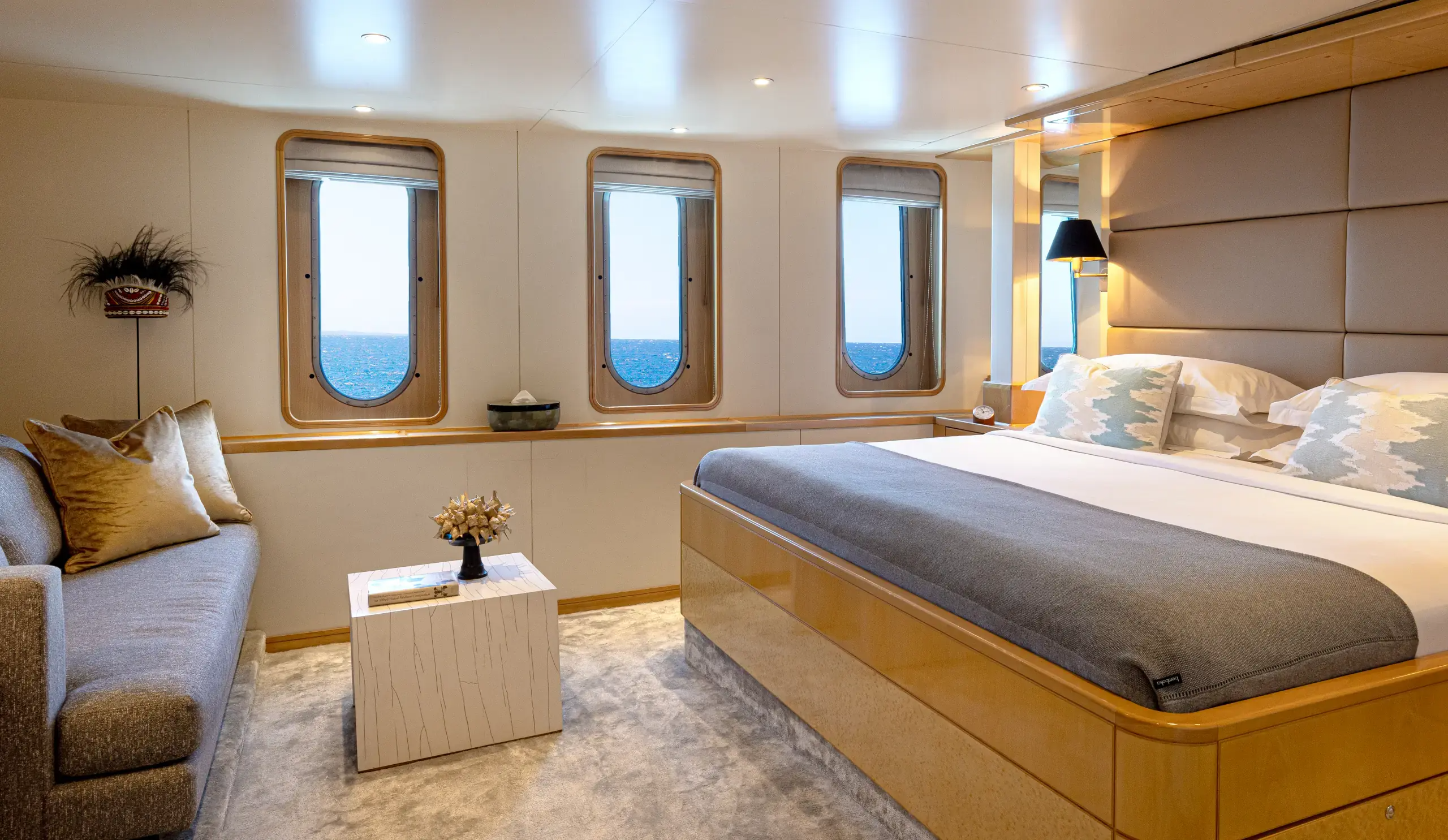 CAT II - Main Deck