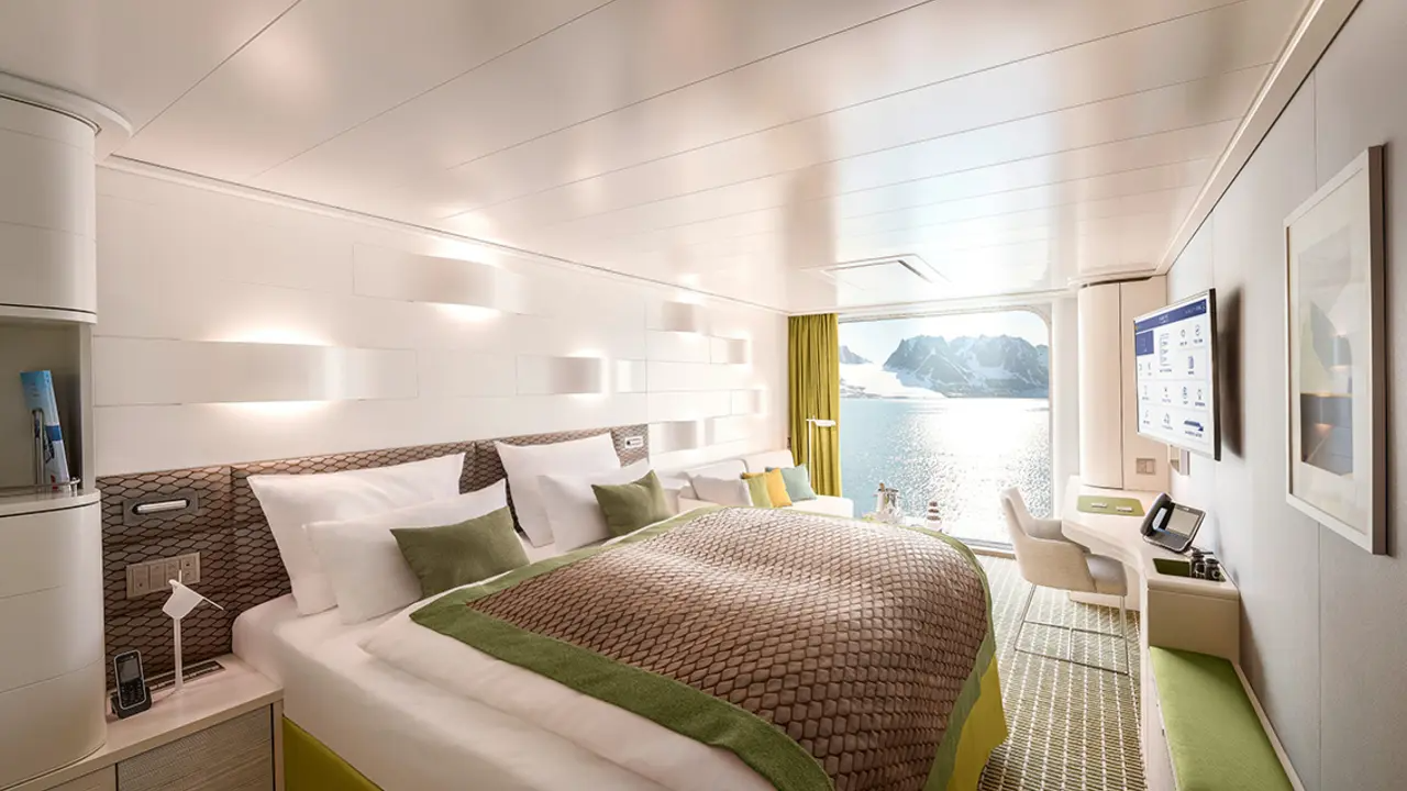 Panoramic Cabin