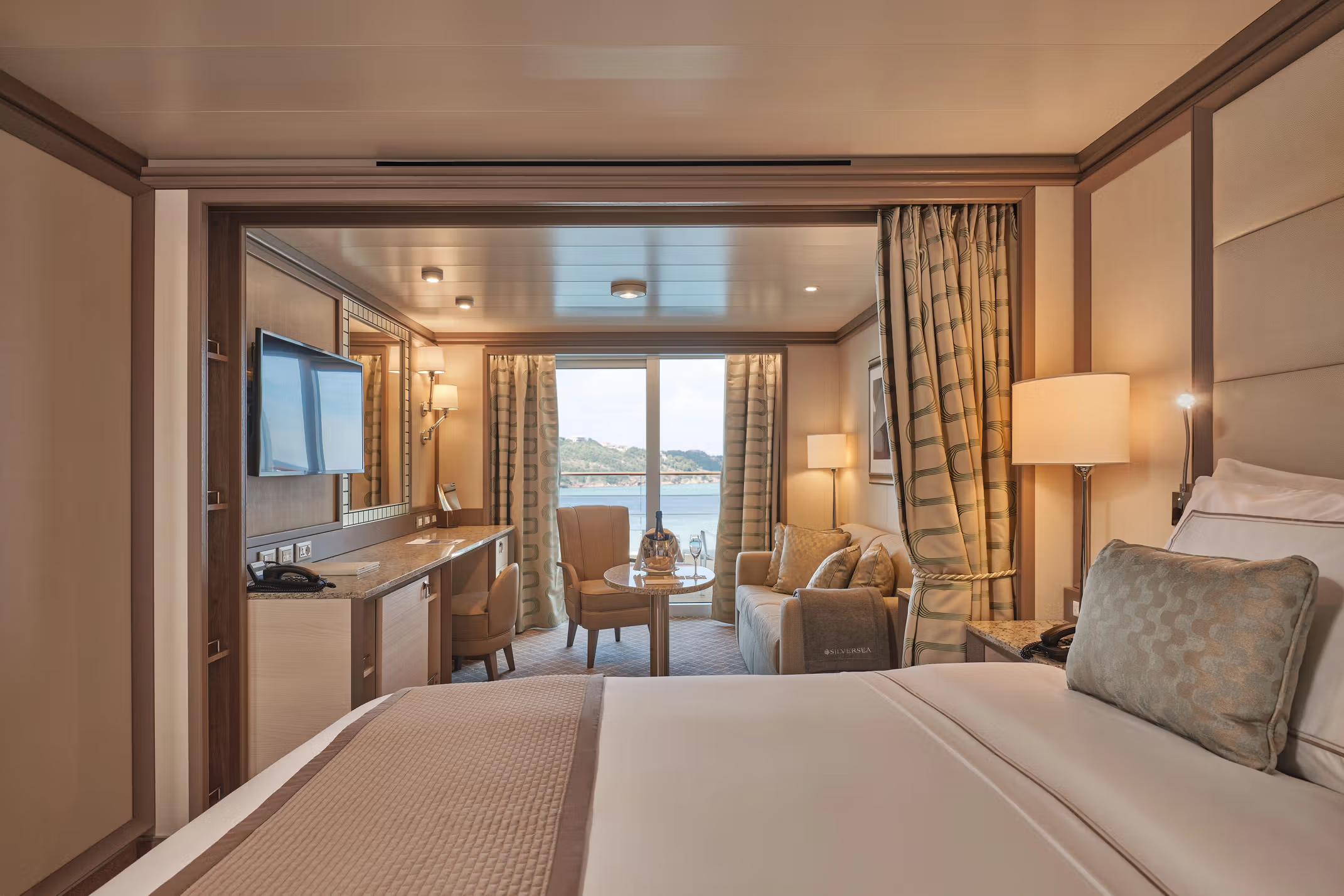 Classic Veranda Suite