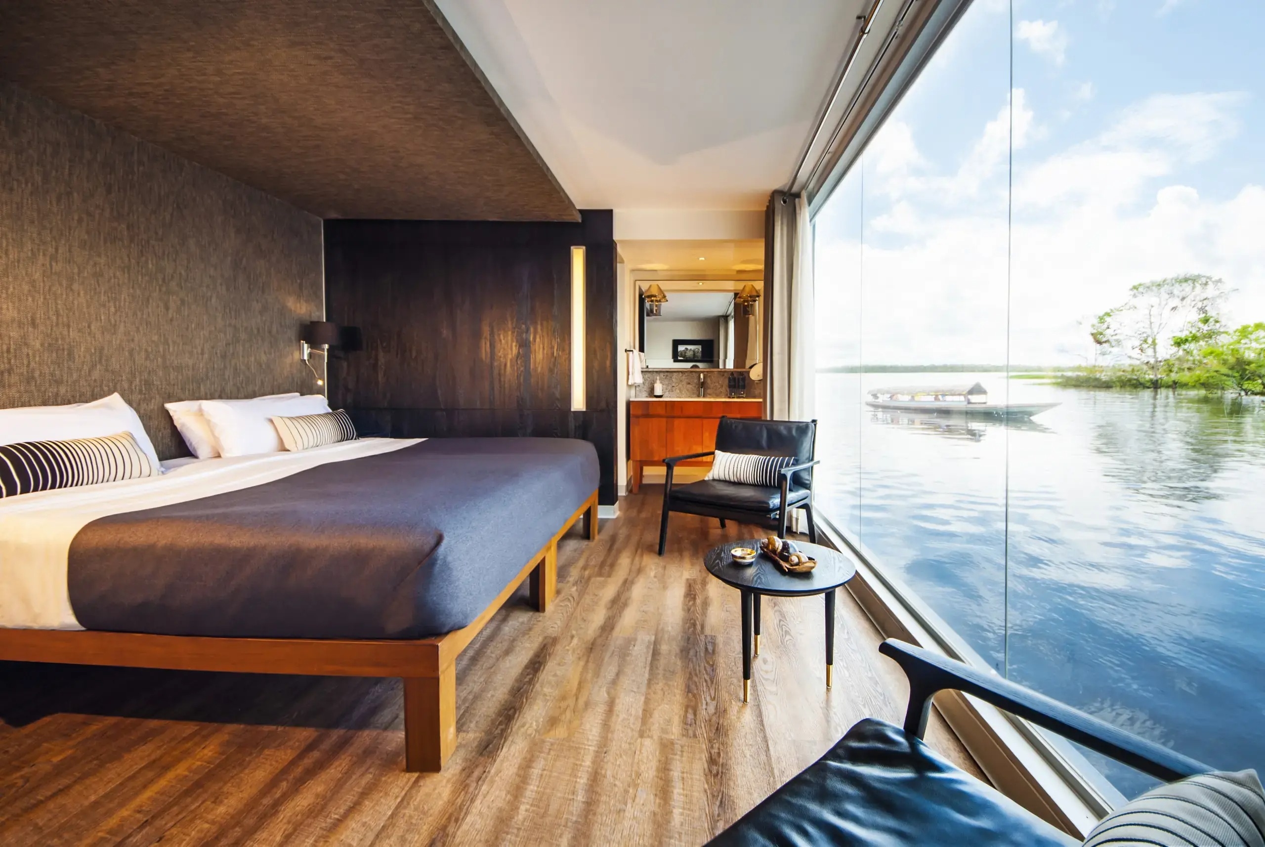 Suite - Second Deck