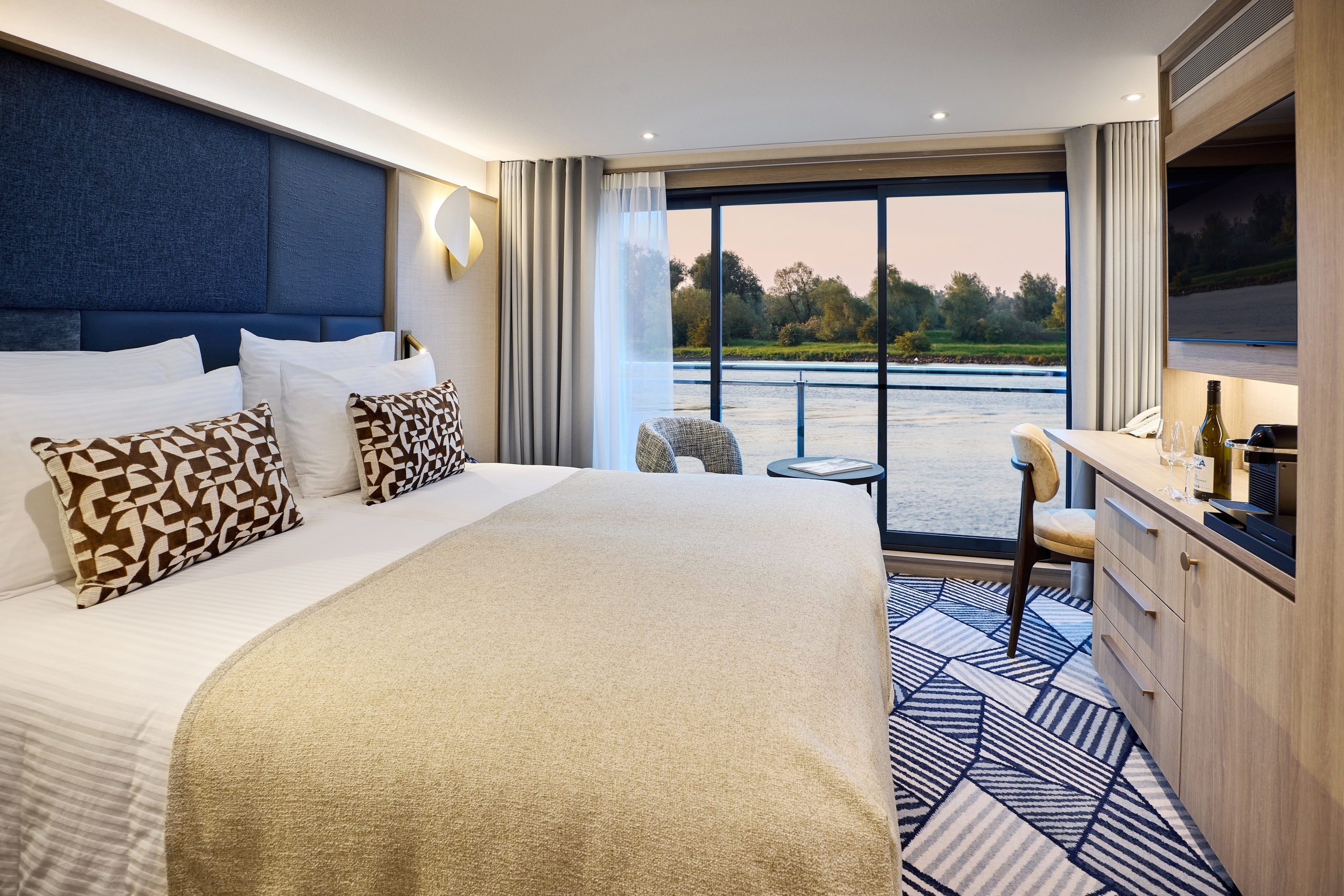 Double Cabin aft - Ruby Deck