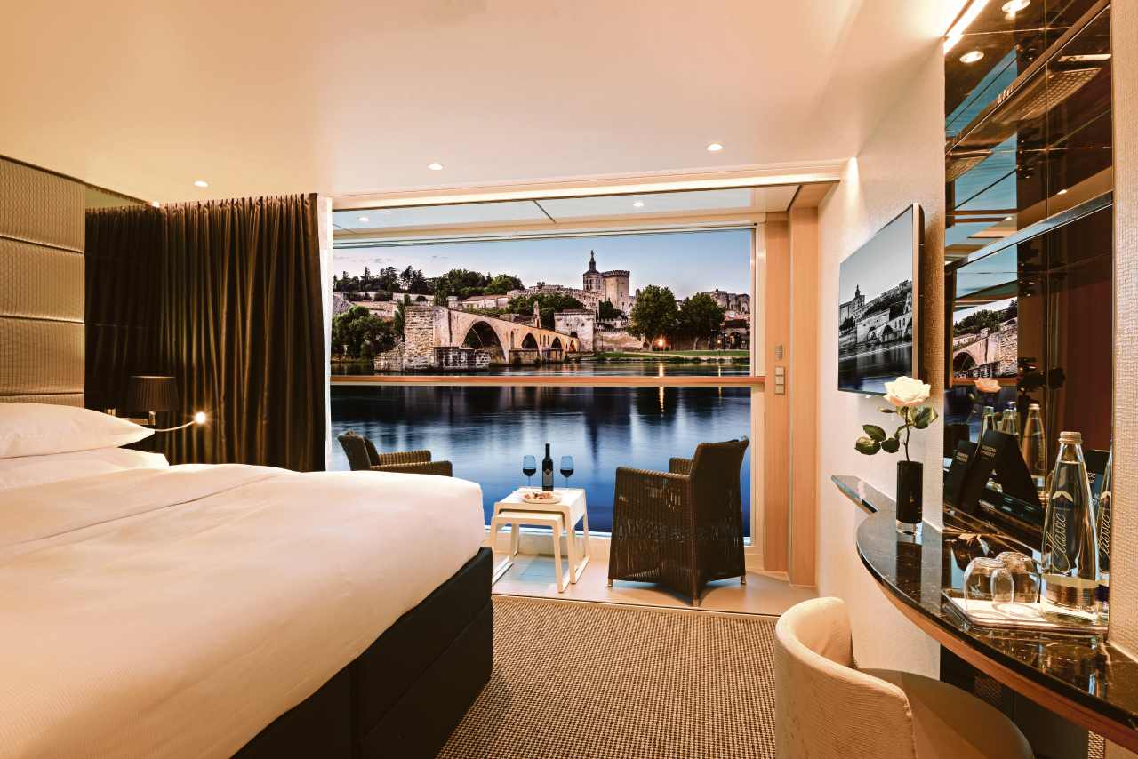 Deluxe Balcony Suite cabin