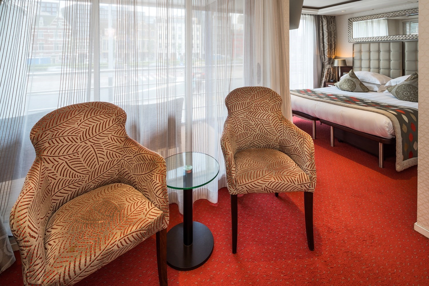 Suite cabin