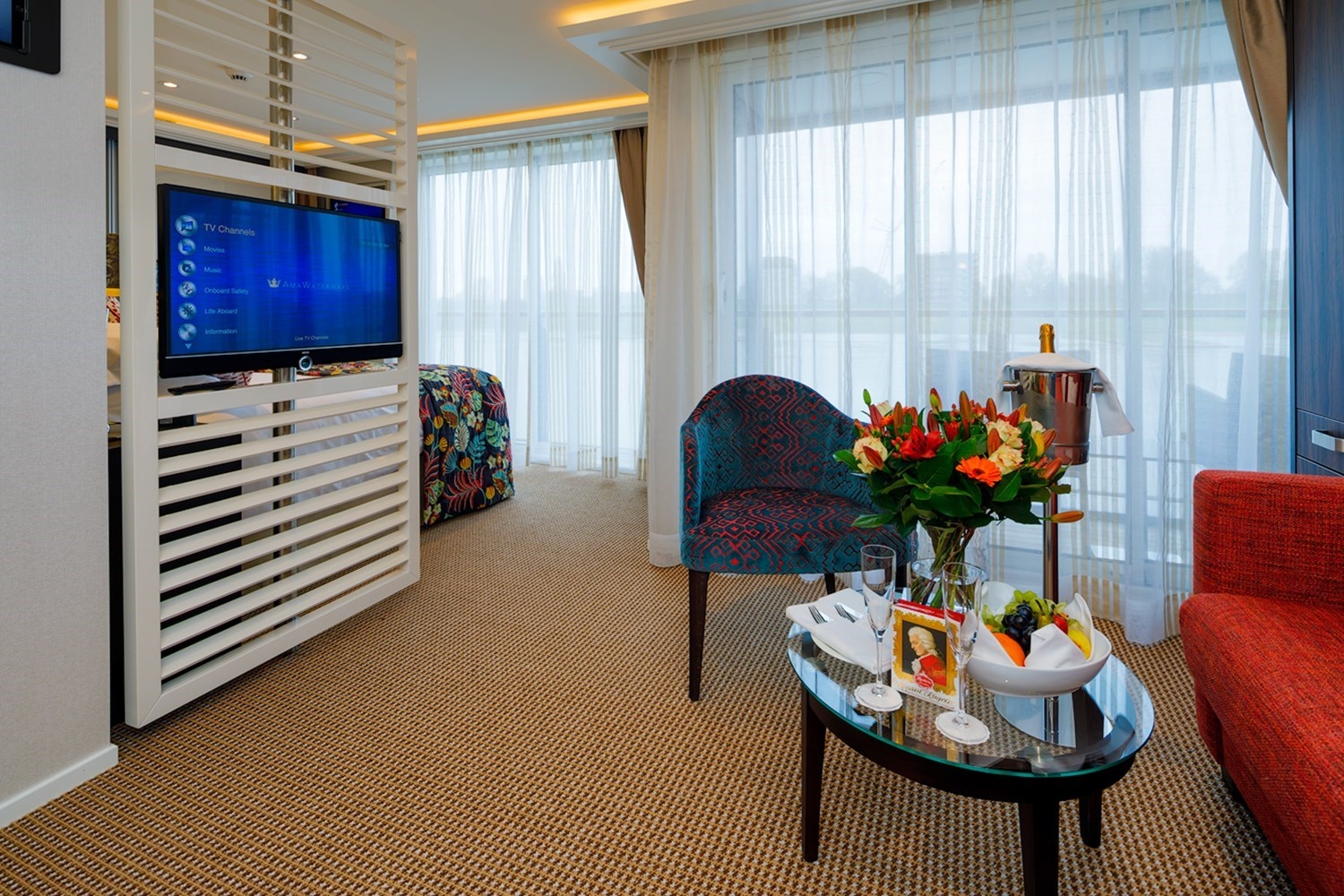 Suite cabin