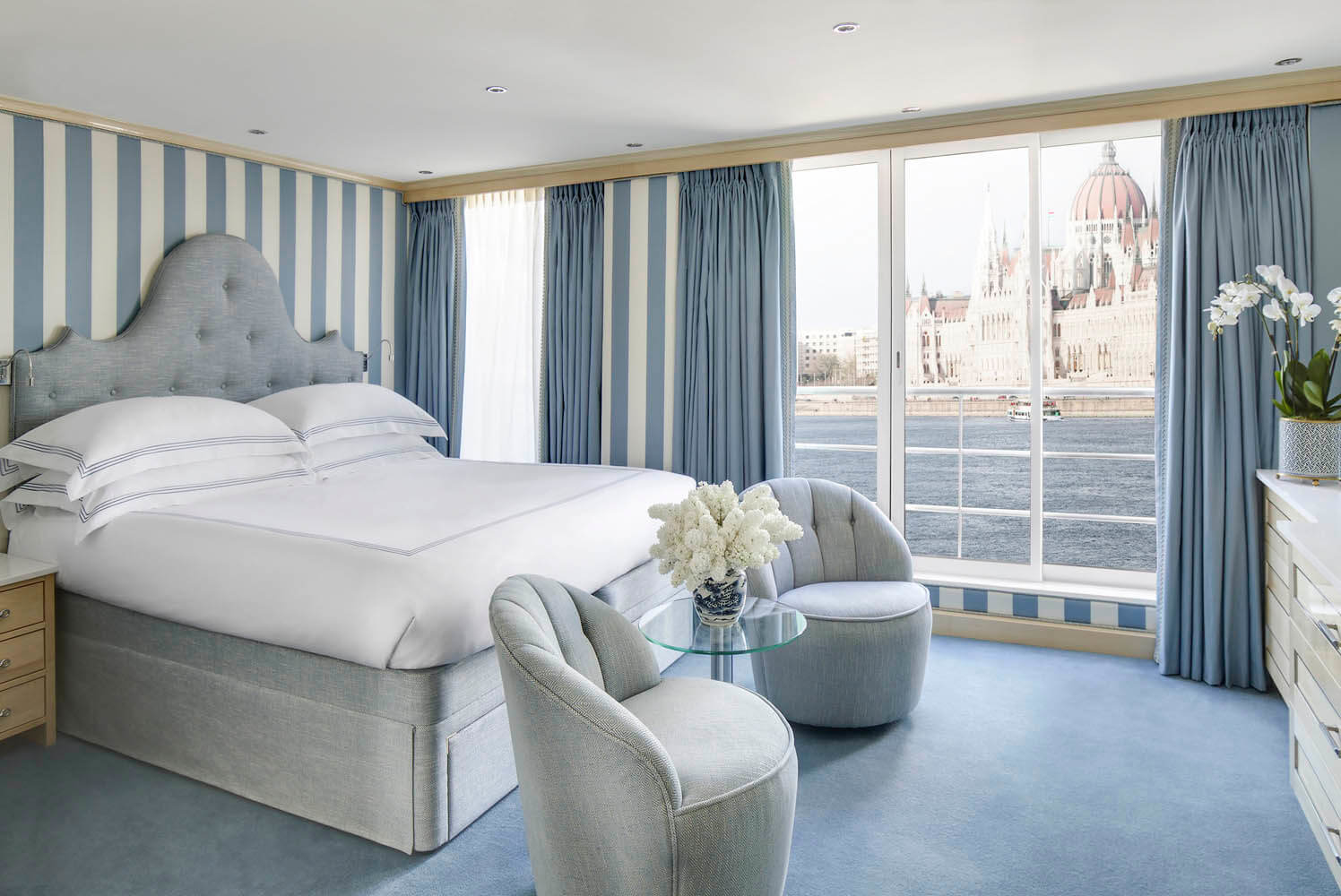 Suite cabin
