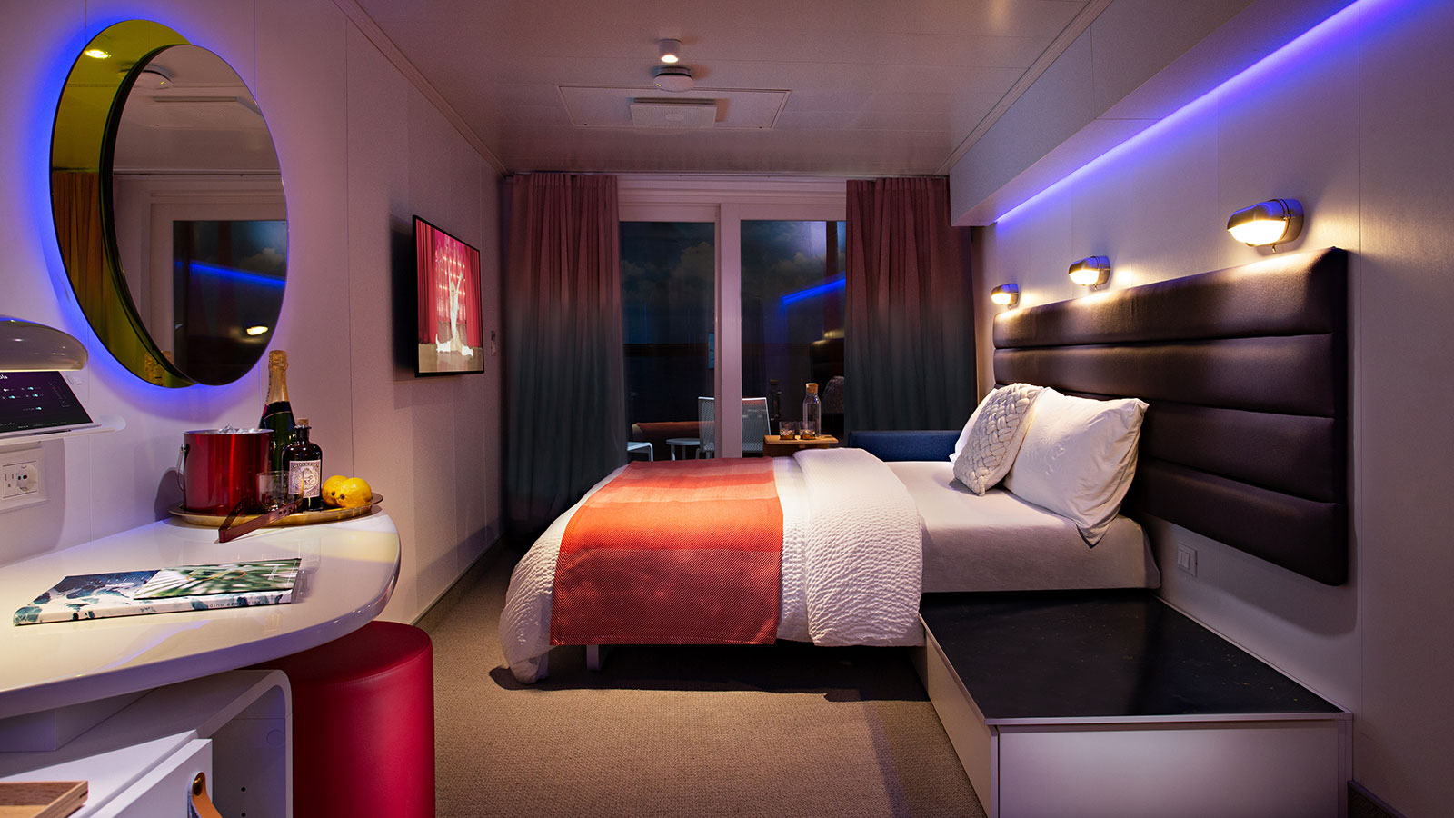 Balcony TR cabin
