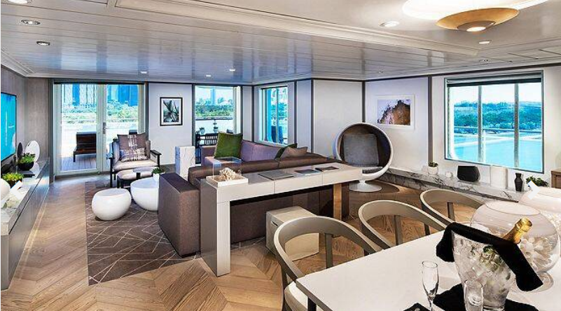 Penthouse Suite cabin
