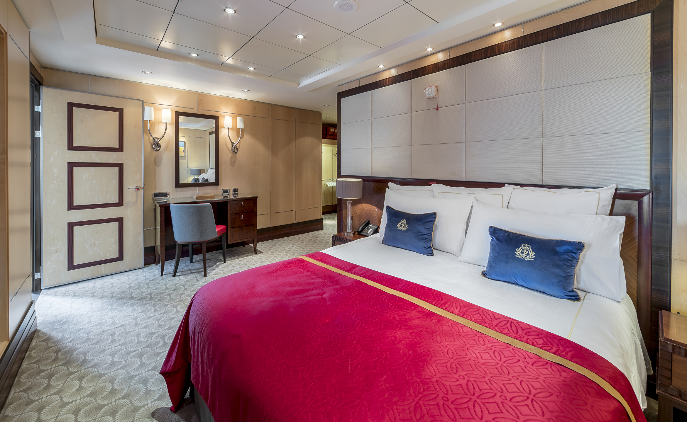 Royal Suite cabin