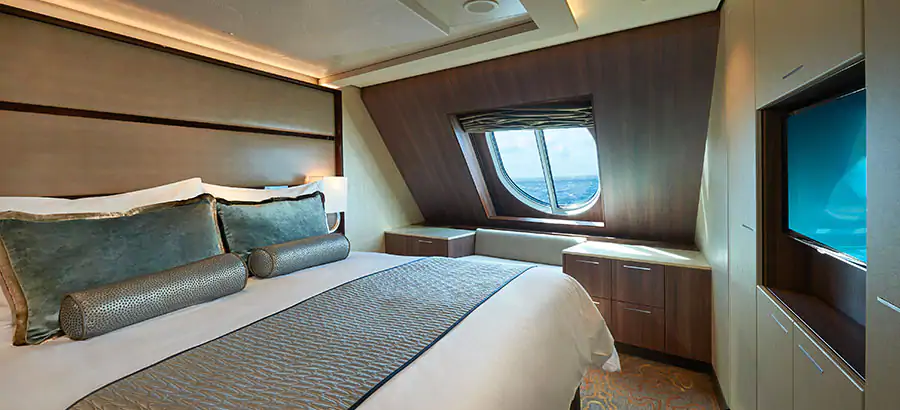 Club Balcony Suite with Larger Balcony cabin