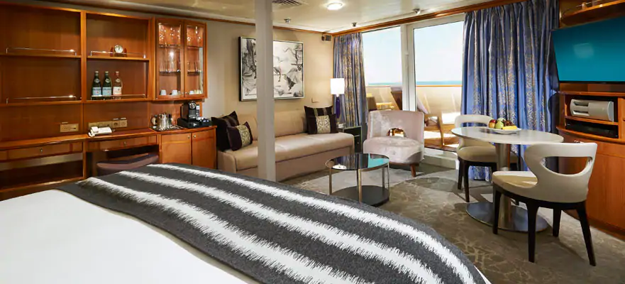 Club Balcony Suite cabin