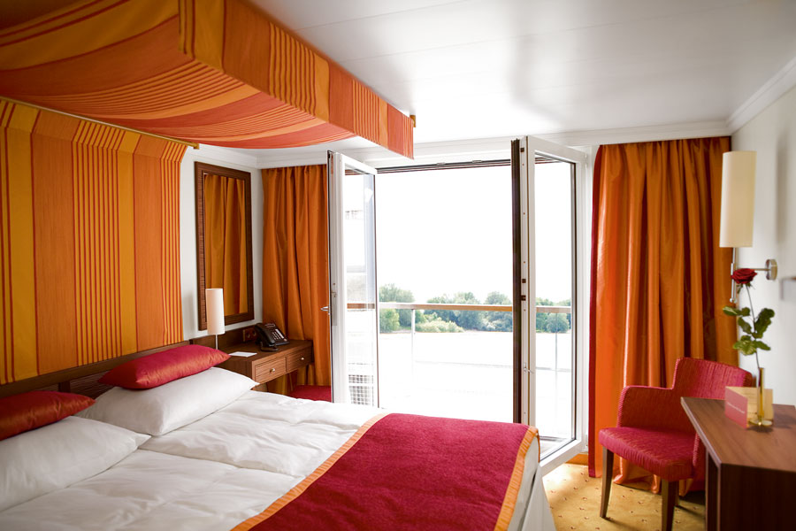 2-Bed Outside Cabin with Juliette Balcony cabin