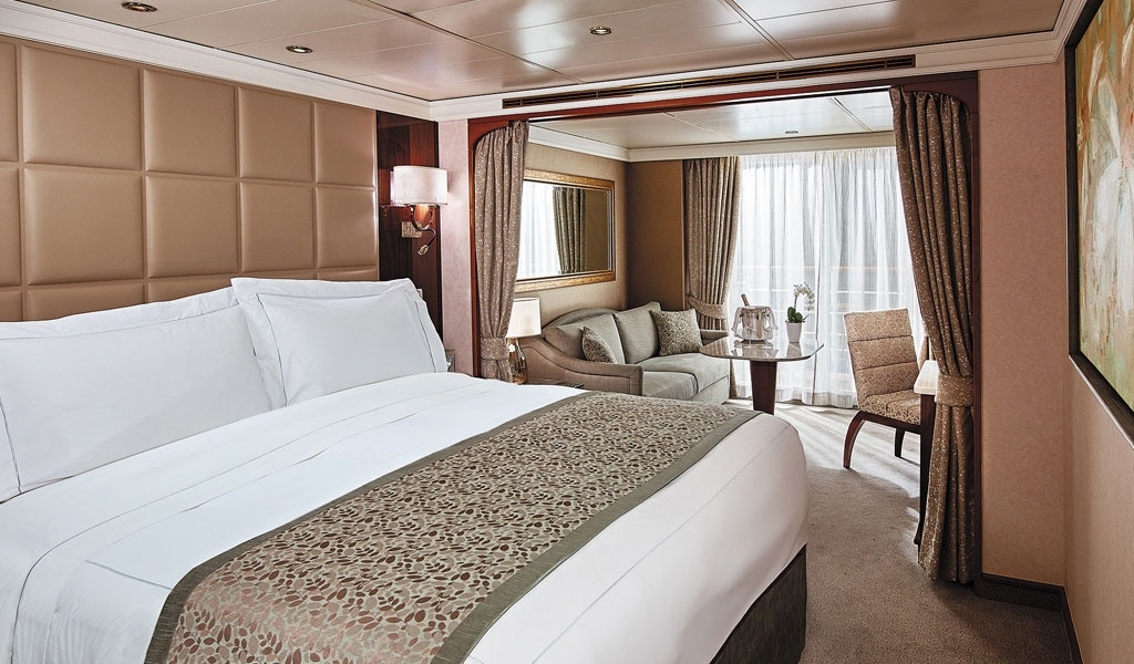 Deluxe Veranda Suite cabin