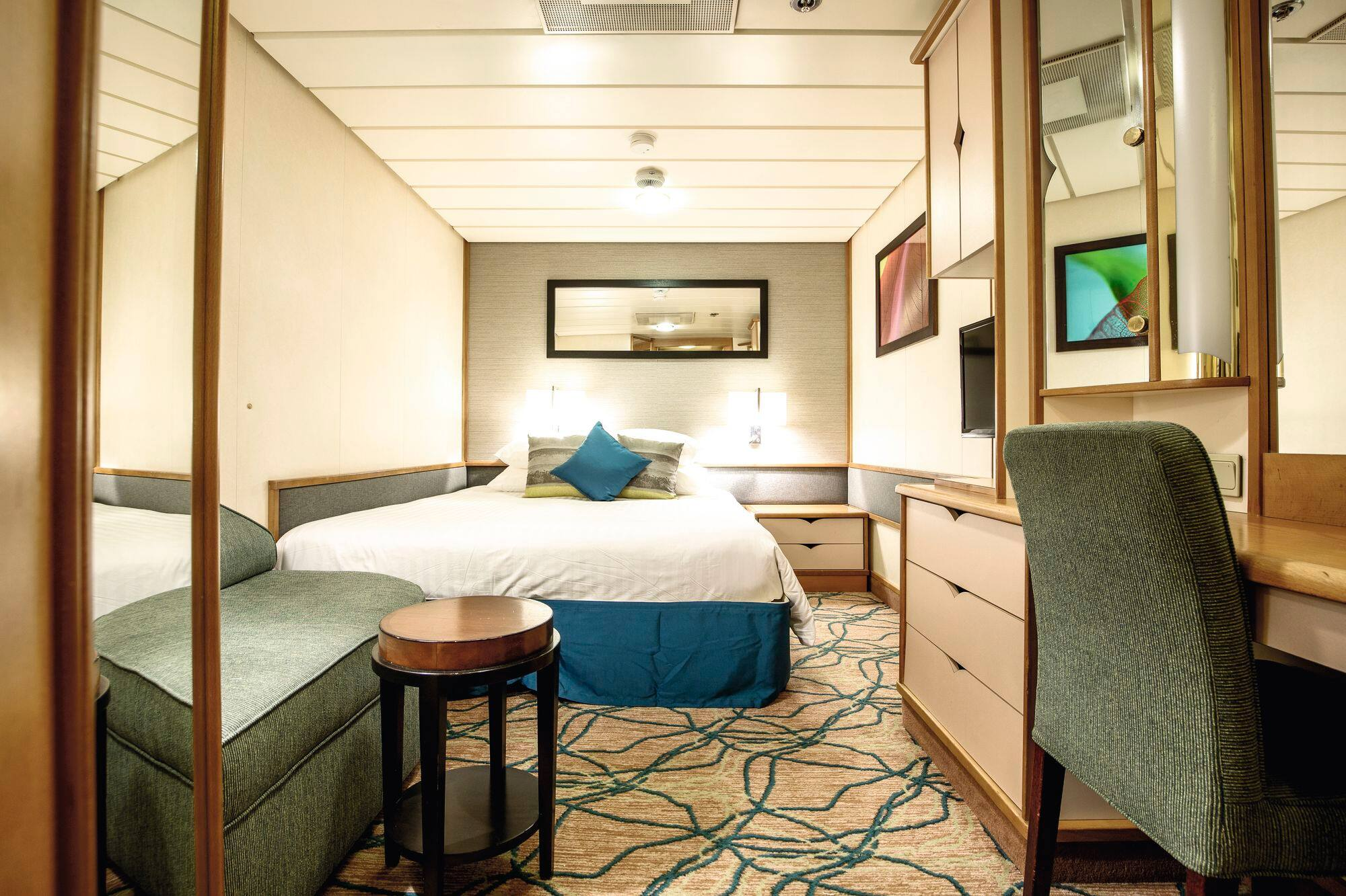 Inside ZSI01 cabin