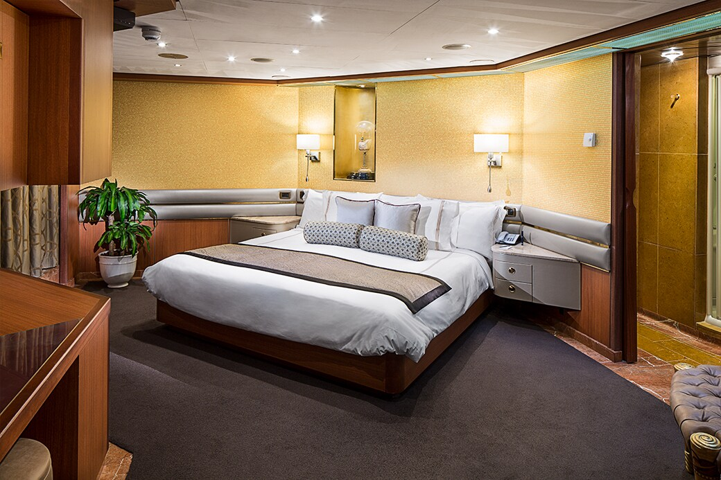 Pinnacle Suite cabin