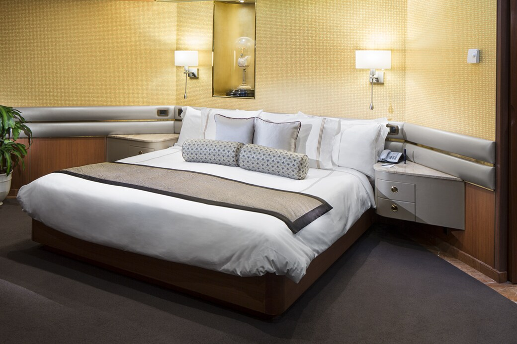 Pinnacle Suite cabin