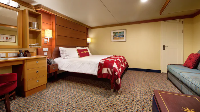 Deluxe Inside Stateroom cabin