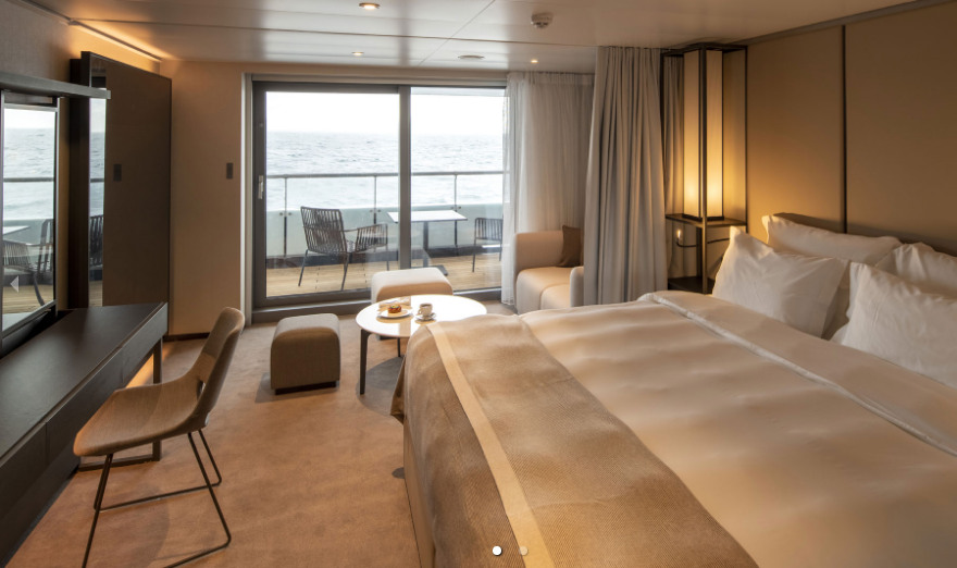 Suite B cabin
