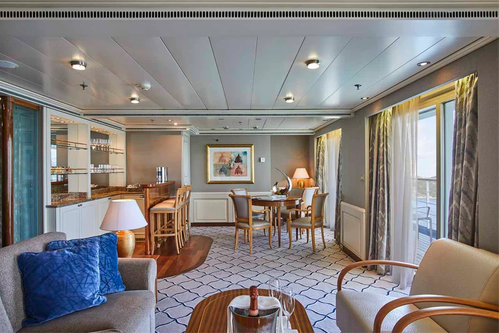 Owner's 1 Suite cabin